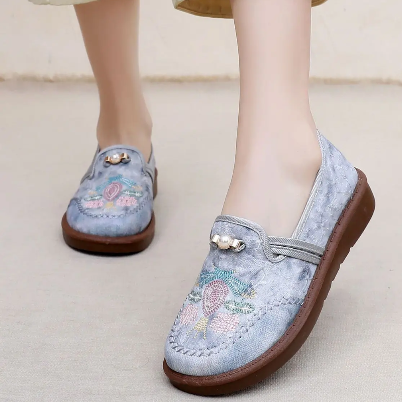 Geborduurde Loafers – Comfortabele Instapschoenen