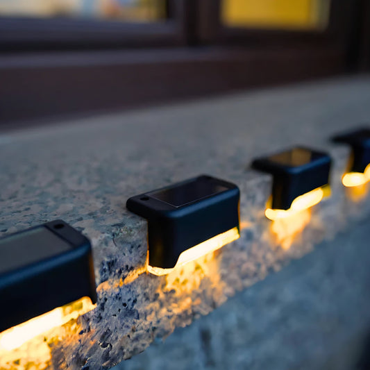 Corvia solar wandlamp in warm wit voor buiten