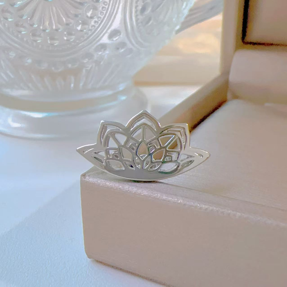Jewelance™ Mandala Helix Oorbellen